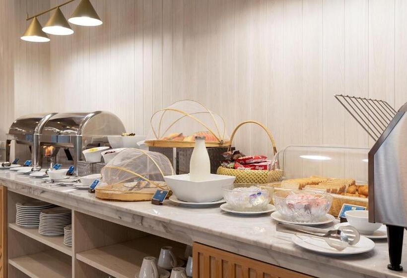 The Pride Hotel Phitsanulok