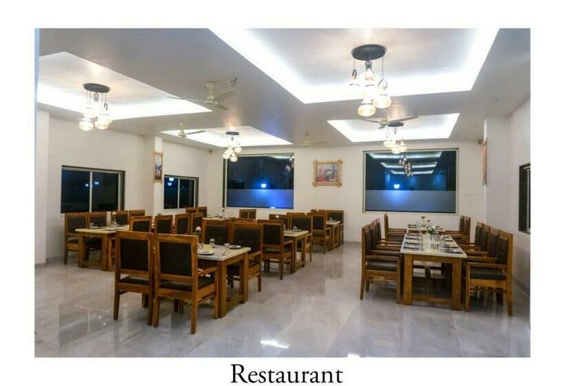 בית מלון כפרי Volga Residency