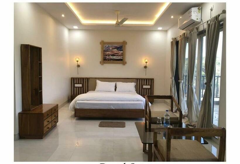 בית מלון כפרי Volga Residency