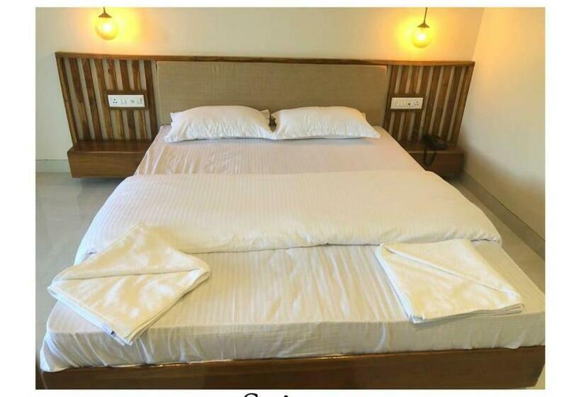 בית מלון כפרי Volga Residency