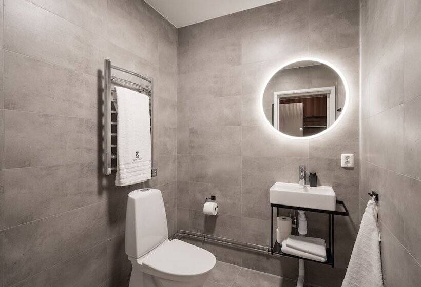 Live And Stay Ekmanska