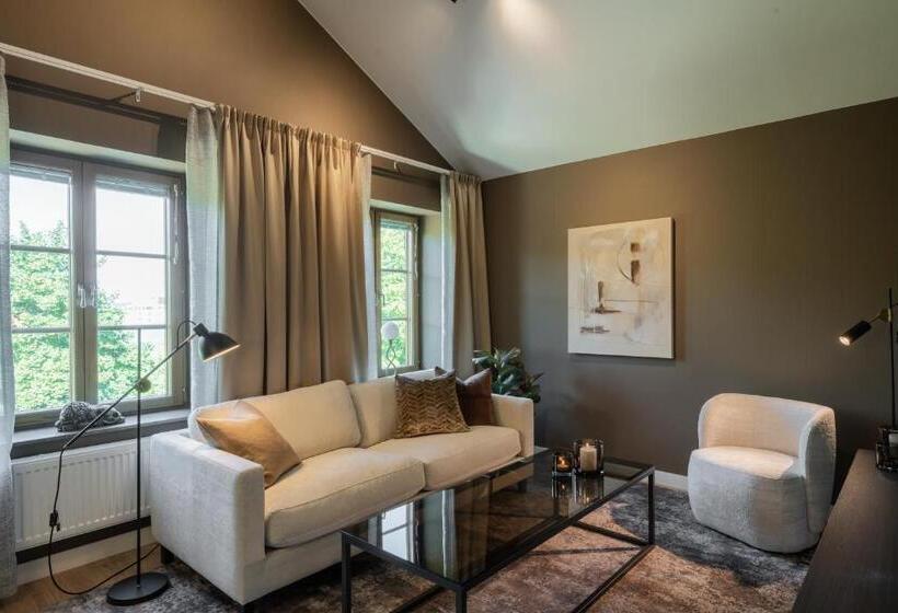 Live And Stay Ekmanska