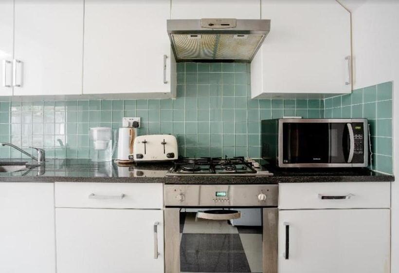 London Comfy Doubles