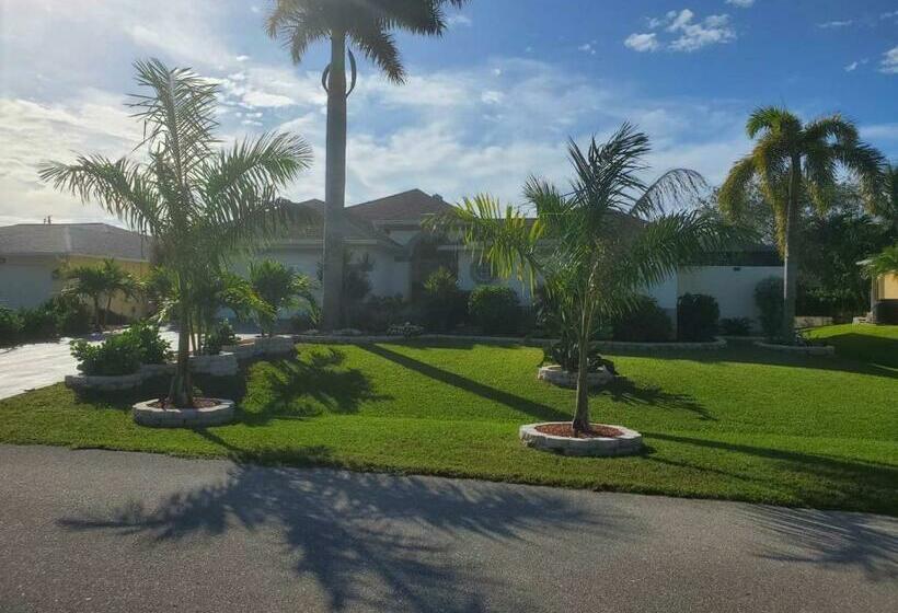بنسيون 2 Private Cabanas With A Private Pool And Outdoor Kitchen