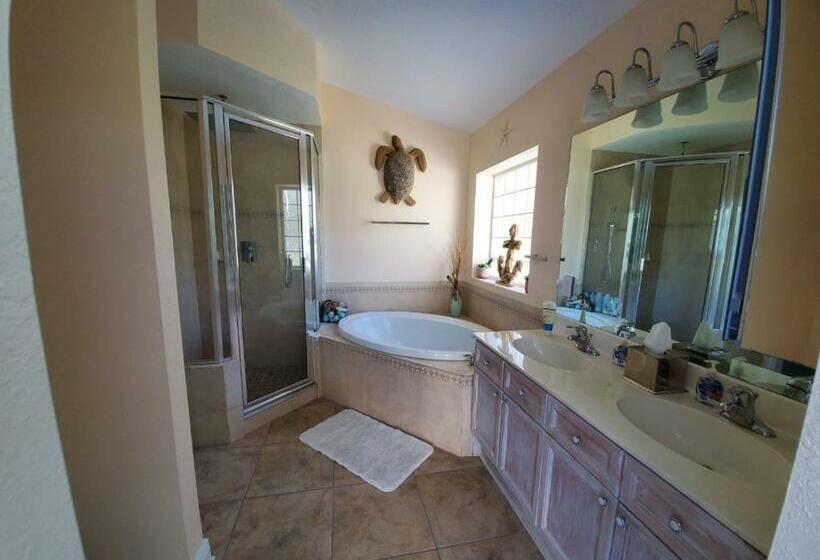 بنسيون 2 Private Cabanas With A Private Pool And Outdoor Kitchen