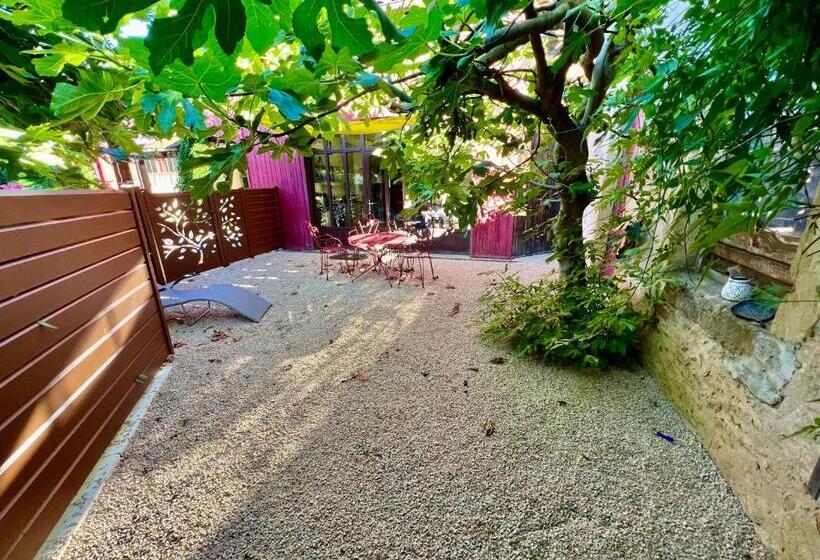 بنسيون Domaine Feuillet