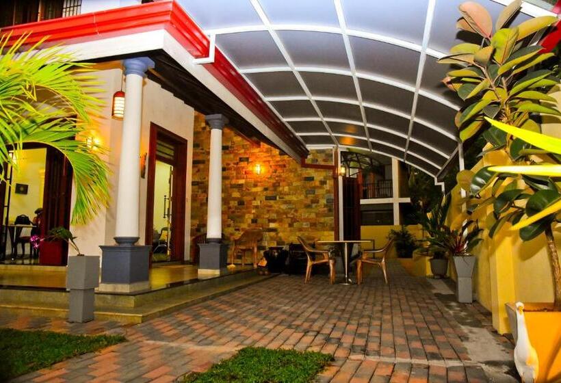 بنسيون Grand Hyatt Villa Negombo