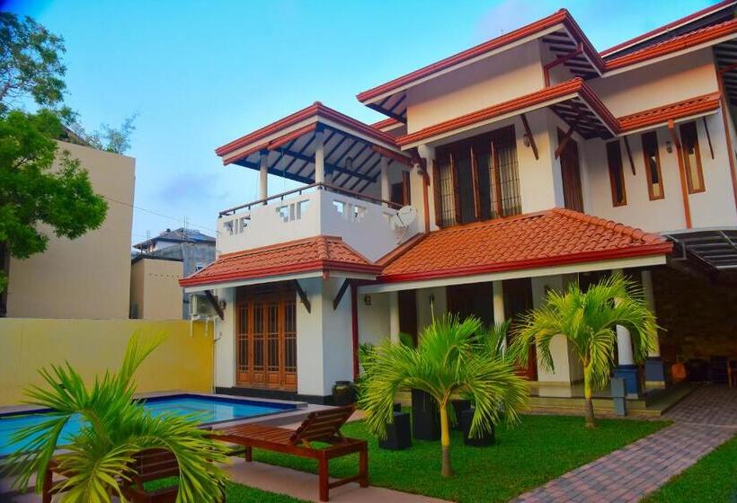 بنسيون Grand Hyatt Villa Negombo