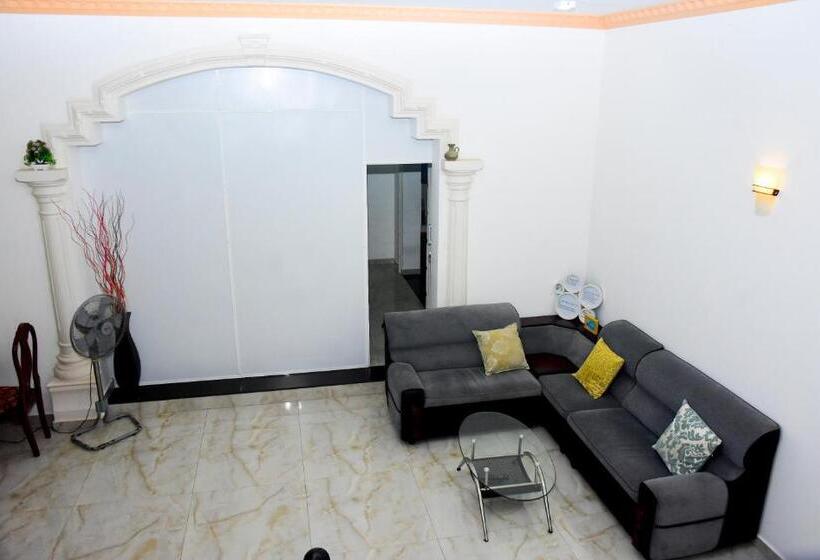 بنسيون Grand Hyatt Villa Negombo