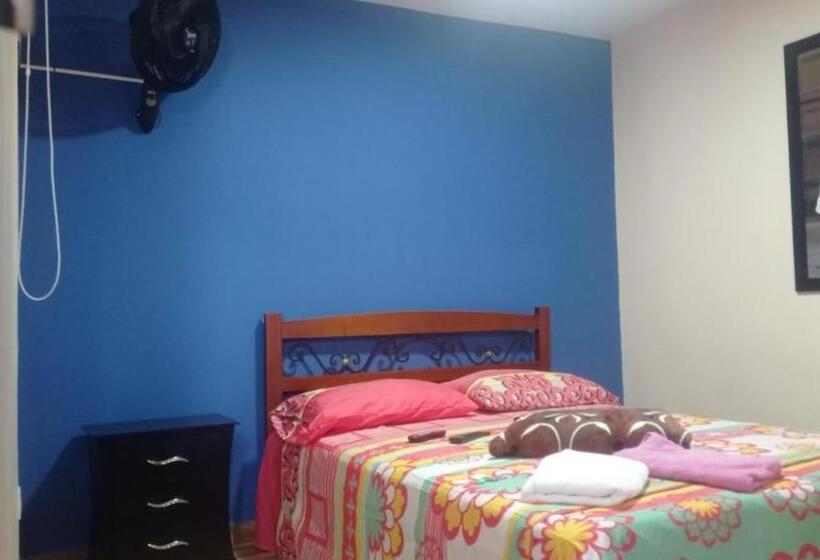 פנסיון Hostal Avanza