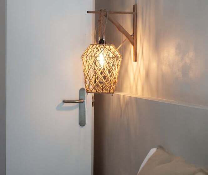 پانسیون Hostal Es Niu De Tamariu