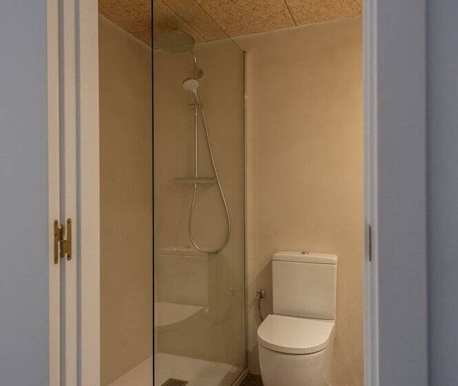 پانسیون Hostal Es Niu De Tamariu