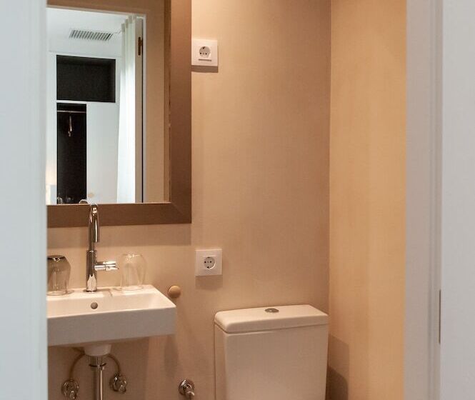 پانسیون Hostal Es Niu De Tamariu