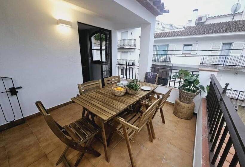 پانسیون Hostal Es Niu De Tamariu