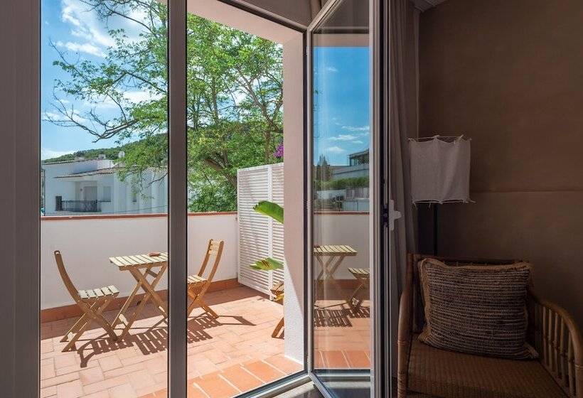 پانسیون Hostal Es Niu De Tamariu