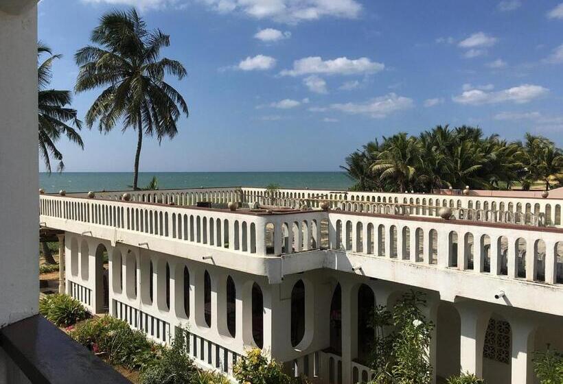 פנסיון Silver Sands