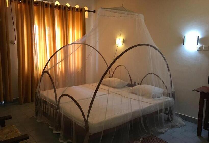 פנסיון Silver Sands