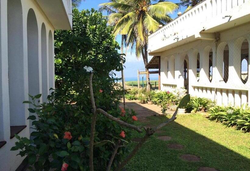 פנסיון Silver Sands