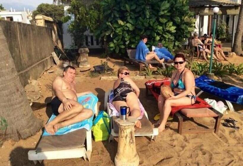 פנסיון Silver Sands