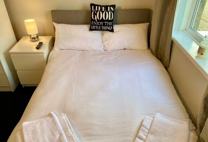 פנסיון Stockton Rooms By Horizon Stays