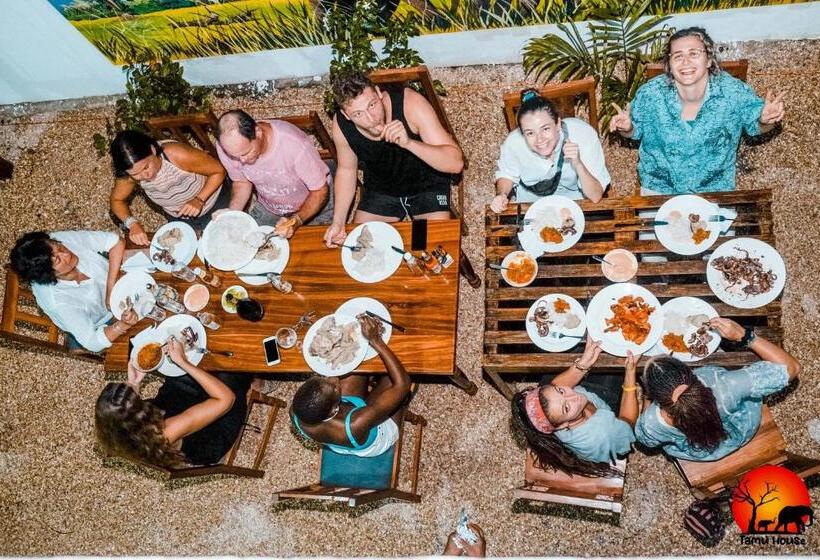 ペンション Tamu House Pajé Beach