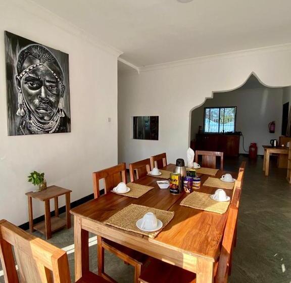 ペンション Tamu House Pajé Beach