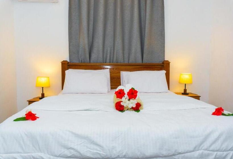 ペンション Tamu House Pajé Beach