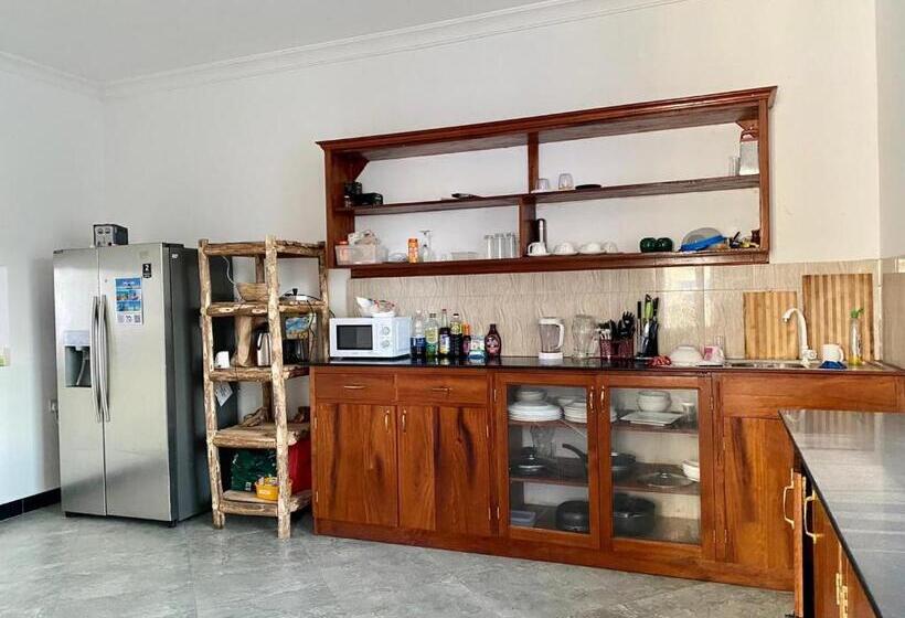 ペンション Tamu House Pajé Beach