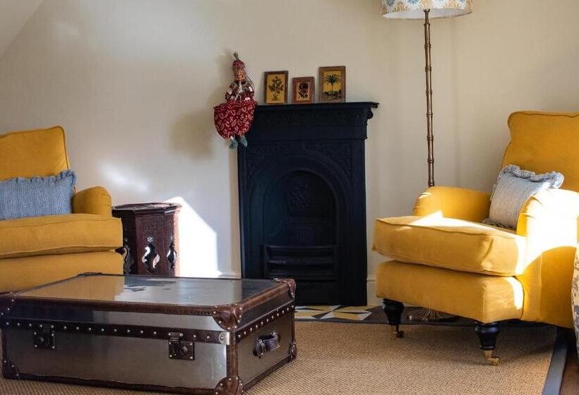 ペンション The Albannach