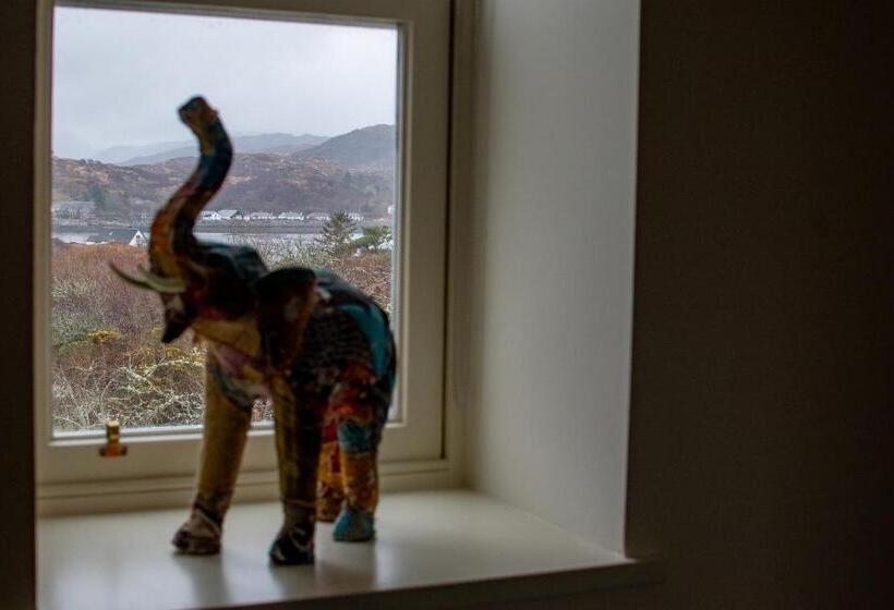 ペンション The Albannach