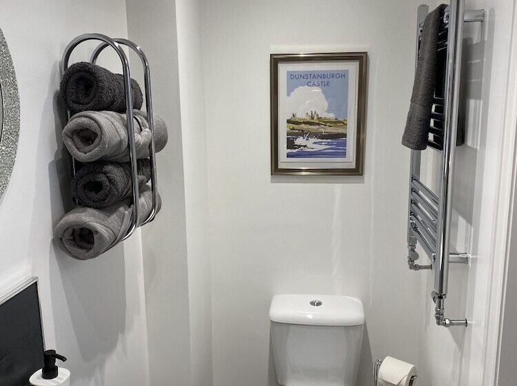 ペンション The Roxburgh Guest Accommodation