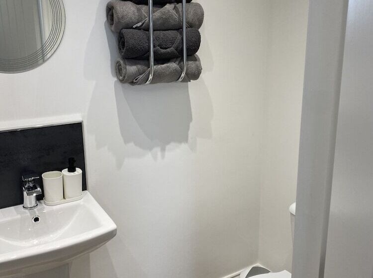 ペンション The Roxburgh Guest Accommodation