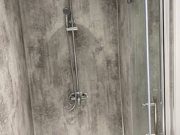 ペンション The Roxburgh Guest Accommodation