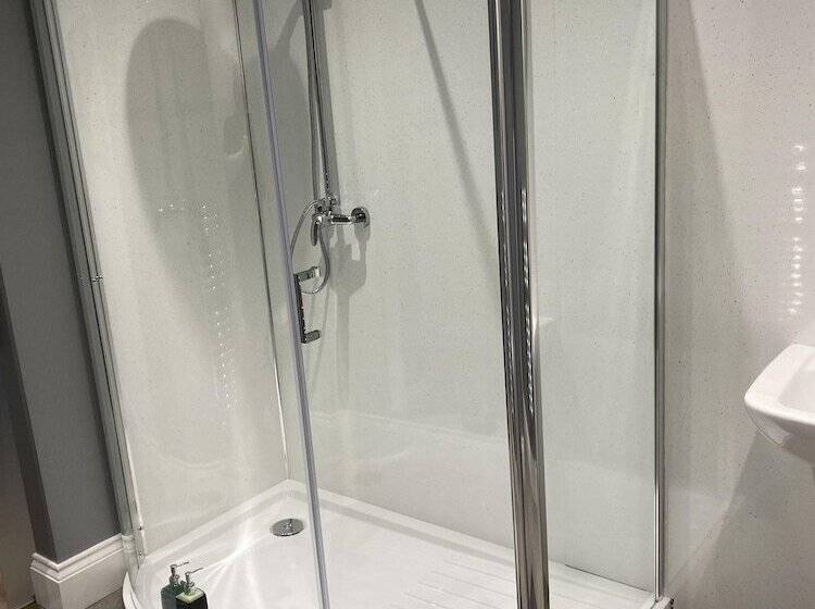 ペンション The Roxburgh Guest Accommodation