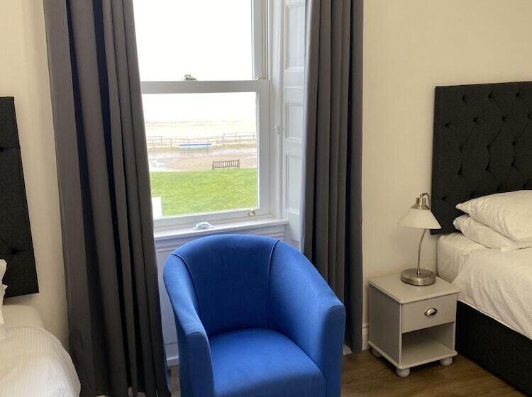 ペンション The Roxburgh Guest Accommodation