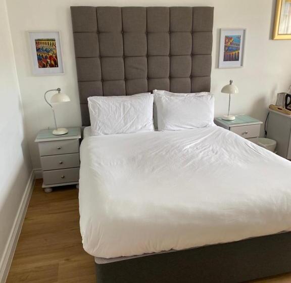 ペンション The Roxburgh Guest Accommodation