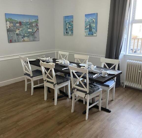 ペンション The Roxburgh Guest Accommodation