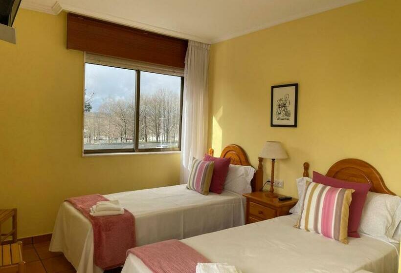 פנסיון Vilariño Moscoso