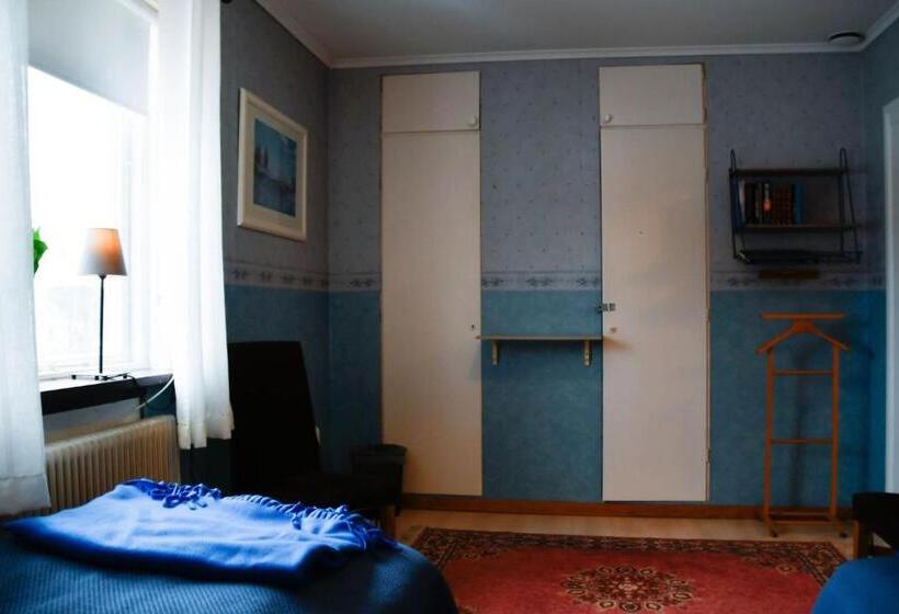 פנסיון Villa Sjöhästen