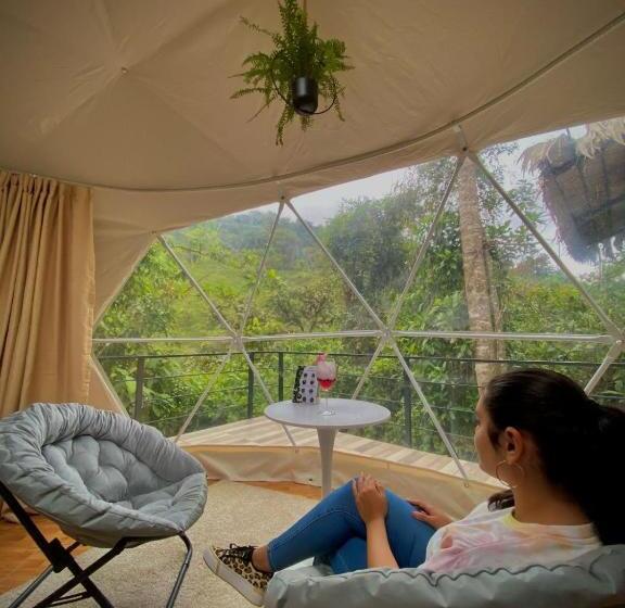 منتجع Rivel   Restaurant & Nature Retreat