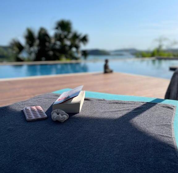 The Endless Summer Resort