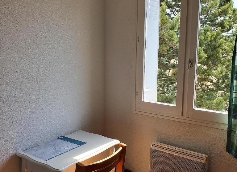 הוסטל Auberge Collective Cozy&family