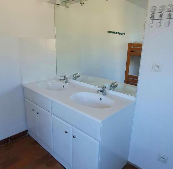 הוסטל Auberge Collective Cozy&family