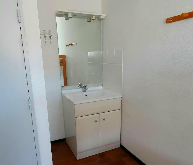 הוסטל Auberge Collective Cozy&family