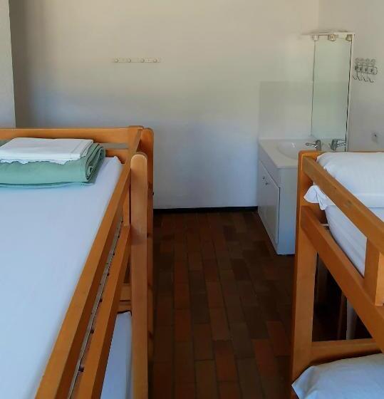 הוסטל Auberge Collective Cozy&family