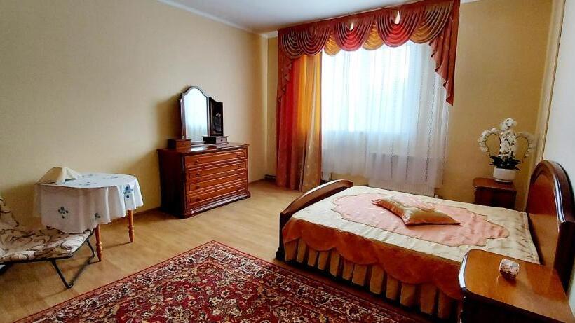 مبيت وإفطار Bb Student