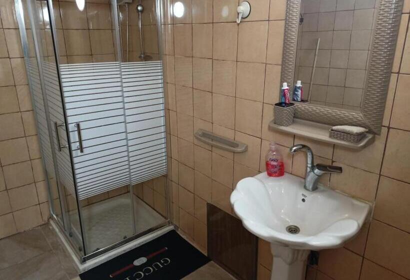 تختخواب و صبحانه Bnb La Luna Entire Apartment