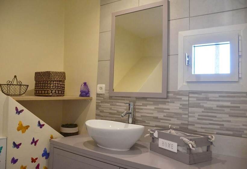 צימר La Bastide Des Lavandières