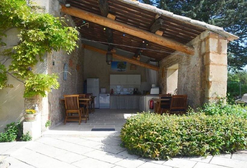 צימר La Bastide Des Lavandières