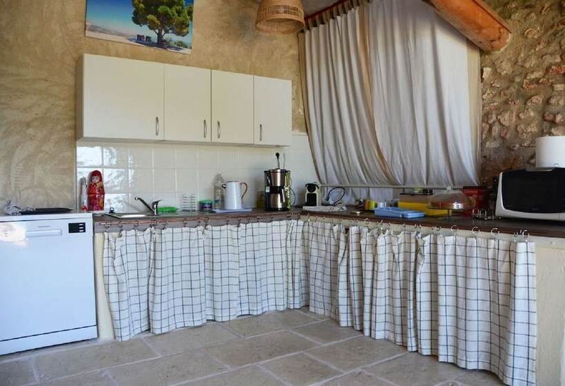 צימר La Bastide Des Lavandières